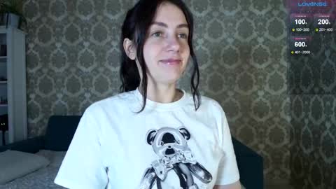 Louise online show from 10/10/25, 11:09