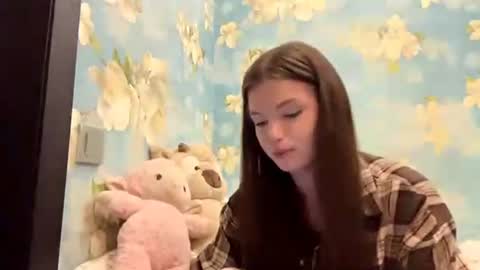 Sasha online show from 06/18/26, 04:44