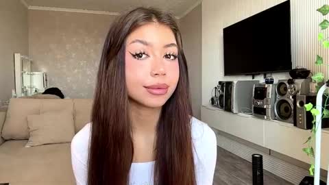 Flora online show from 03/23/26, 07:12