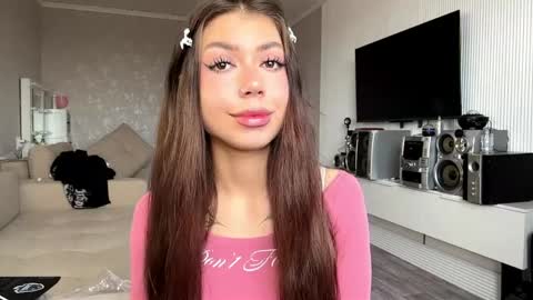 Flora online show from 04/04/26, 07:06