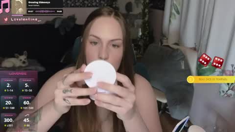 Lo Valentine online show from 04/15/26, 05:25