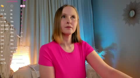 Snapshot of love_agatha chatting on 03/03/25, 11:00 Agatha online show from 03/03/25, 11:00