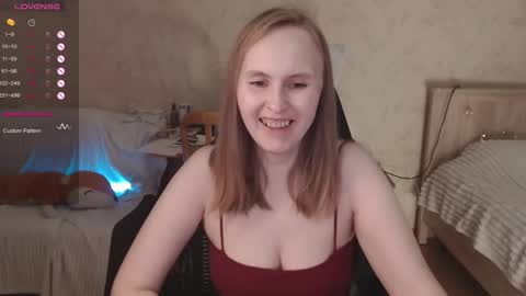 Snapshot of love_agatha chatting on 09/28/25, 05:24 Agatha online show from 09/28/25, 05:24