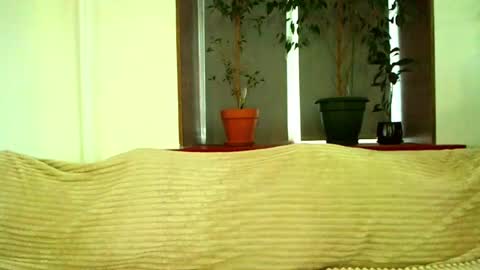 Cute face online show from 02/22/25, 02:39