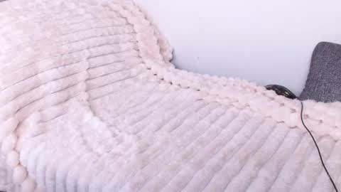 love bella  online show from 03/05/26, 12:06