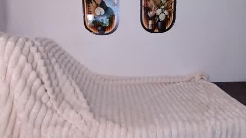 love bella  online show from 04/15/26, 12:17