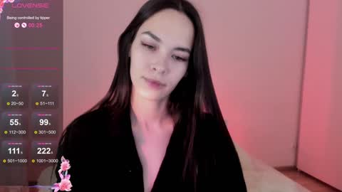 Snapshot of love_coin chatting on 12/24/24, 03:05 Love is name - I want to be your hobby General of hearts troops online show from 12/24/24, 03:05