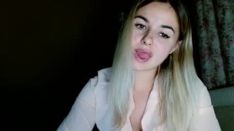 Megane online show from 09/23/25, 08:01