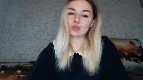 Megane online show from 02/05/26, 11:37