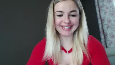 Megane online show from 04/08/26, 11:10