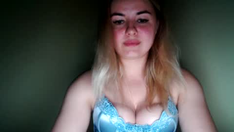 Snapshot of love_dom_meg chatting on 06/19/26, 10:13 Megane online show from 06/19/26, 10:13