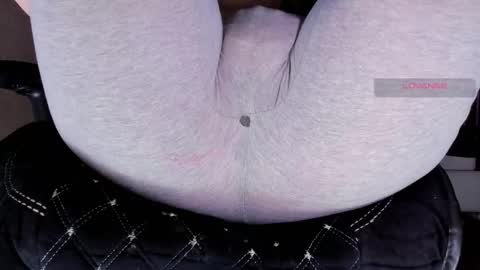 Kira online show from 10/22/25, 01:44