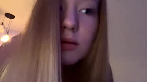 Megan online show from 12/03/25, 05:11