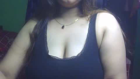 Luna online show from 03/05/26, 10:17