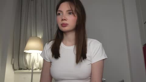 Snapshot of love_machine_ chatting on 02/19/25, 06:10 Sofi online show from 02/19/25, 06:10