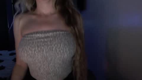 LoVe On  online show from 03/02/26, 02:24