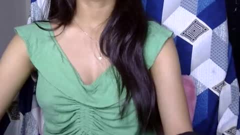 Snapshot of love_riva chatting on 05/12/26, 10:34 Riva online show from 05/12/26, 10:34