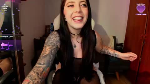 Sharol Leon online show from 07/31/26, 11:37
