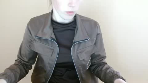 Vivian online show from 04/06/26, 11:00