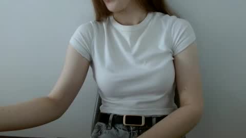 Vivian online show from 06/17/26, 11:12