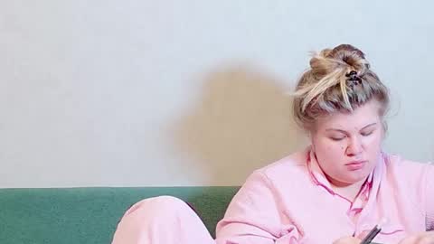 Ally online show from 12/12/24, 01:06