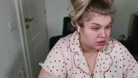 Ally online show from 01/08/26, 06:16