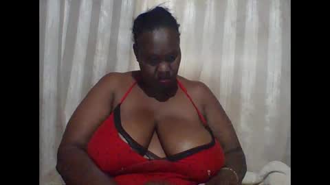 Lynn online show from 02/25/25, 05:52