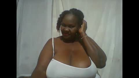 Lynn online show from 11/03/25, 03:02