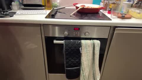 Celine online show from 10/31/25, 07:04