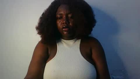 mila online show from 10/11/25, 06:50