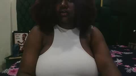 mila online show from 10/31/25, 11:39