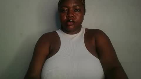 mila online show from 02/05/26, 01:10