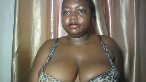 mila online show from 03/15/26, 04:13