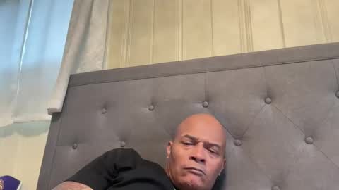 loved19 online show from 10/31/25, 06:53