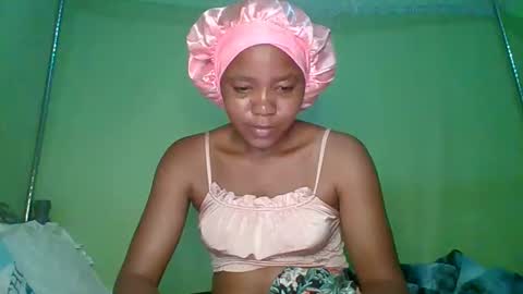 lovegal335 online show from 04/02/26, 10:18