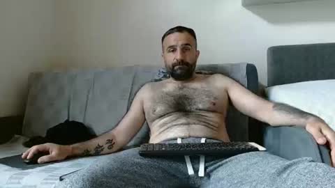 loveivat80 online show from 04/22/26, 05:21