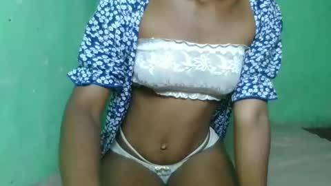 Snapshot of lovelaspice chatting on 04/15/26, 05:31 lovelaspice online show from 04/15/26, 05:31