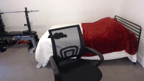 Snapshot of loveleexd21 chatting on 12/14/24, 04:20 loveleexd21 online show from 12/14/24, 04:20