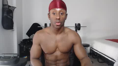 Snapshot of loveleexd21 chatting on 12/19/24, 04:35 loveleexd21 online show from 12/19/24, 04:35