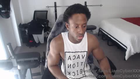 Snapshot of loveleexd21 chatting on 02/02/25, 08:08 loveleexd21 online show from 02/02/25, 08:08