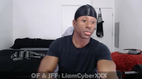 Snapshot of loveleexd21 chatting on 11/21/25, 11:36 loveleexd21 online show from 11/21/25, 11:36