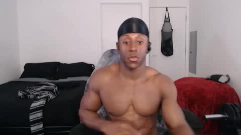 Snapshot of loveleexd21 chatting on 11/30/25, 04:44 loveleexd21 online show from 11/30/25, 04:44