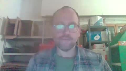 Snapshot of lovelick007 chatting on 02/18/25, 04:48 lovelick007 online show from 02/18/25, 04:48