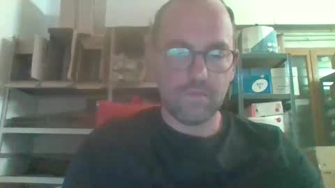 Snapshot of lovelick007 chatting on 10/02/25, 04:03 lovelick007 online show from 10/02/25, 04:03