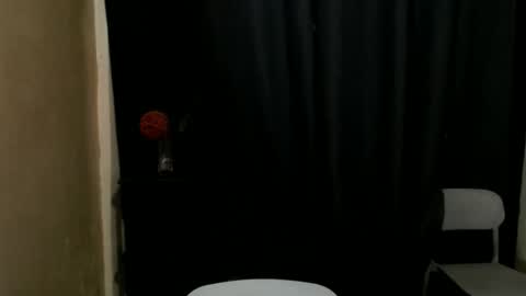 lovelily_xoxo online show from 12/19/25, 06:31