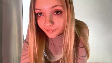 Ella online show from 10/16/25, 06:03