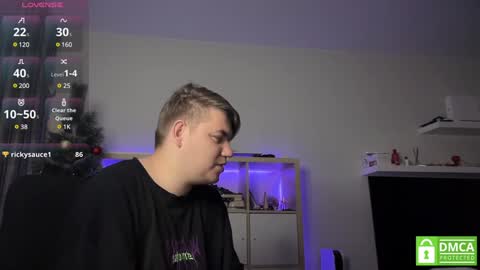 Mileena and Oliver online show from 12/28/24, 09:20