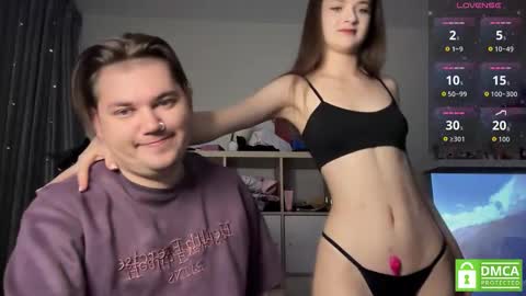 Mileena and Oliver online show from 09/18/25, 10:39