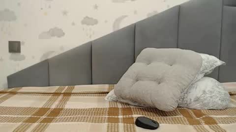 lovellykitty online show from 10/15/25, 06:35