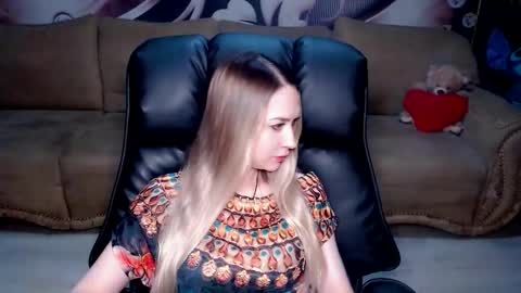 private open online show from 10/02/25, 02:13